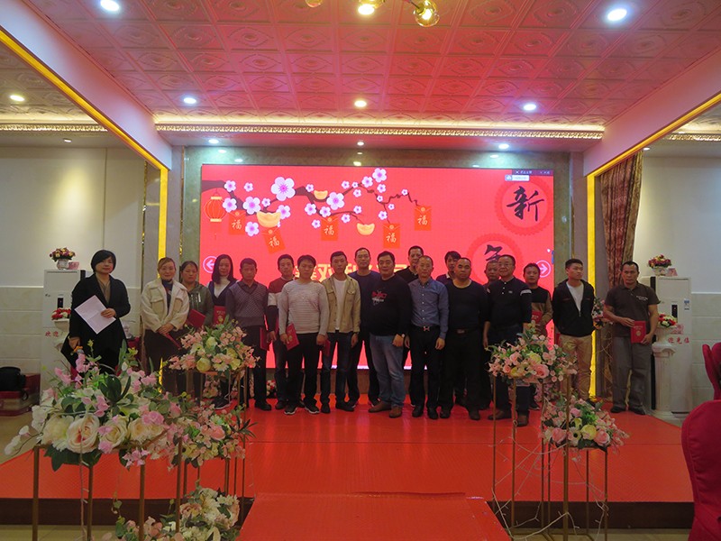 1562033157.jpg 先進(jìn)個(gè)人.JPG